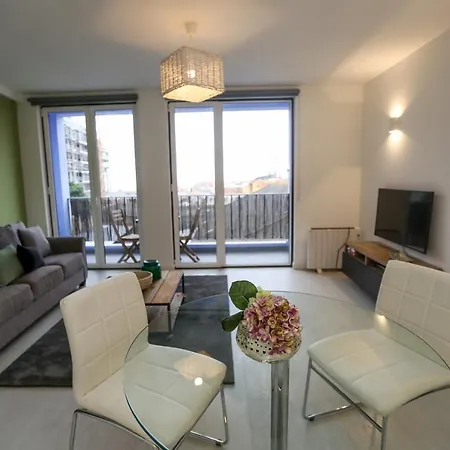 Apartment Enjoy Graca 2 Lisbon