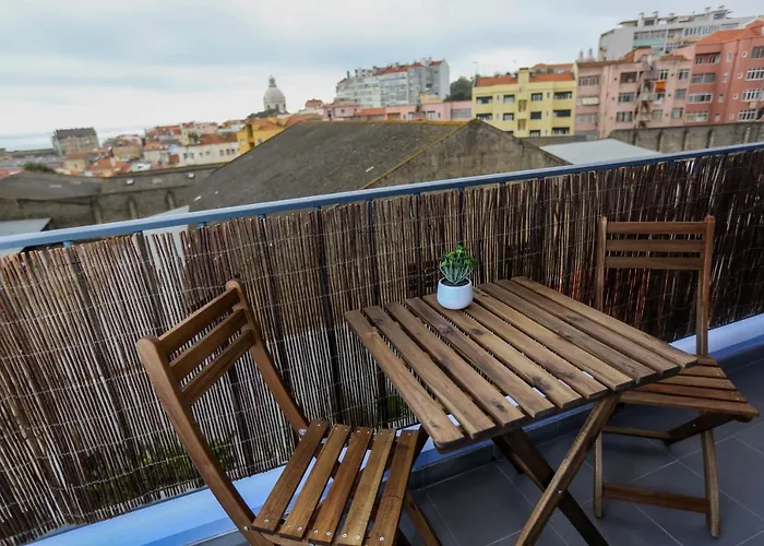 Enjoy Graca 2 Lissabon