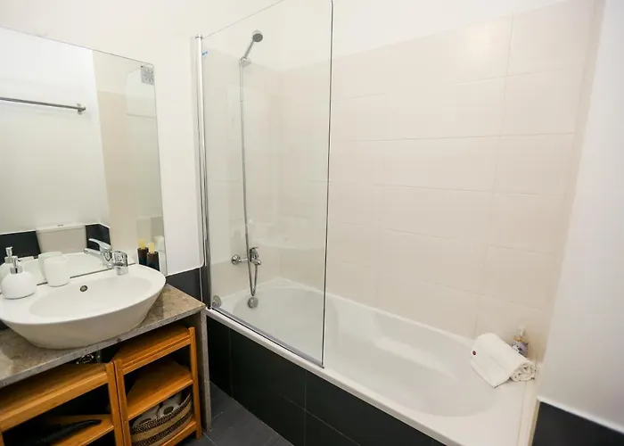 Appartement Enjoy Graca 2 *